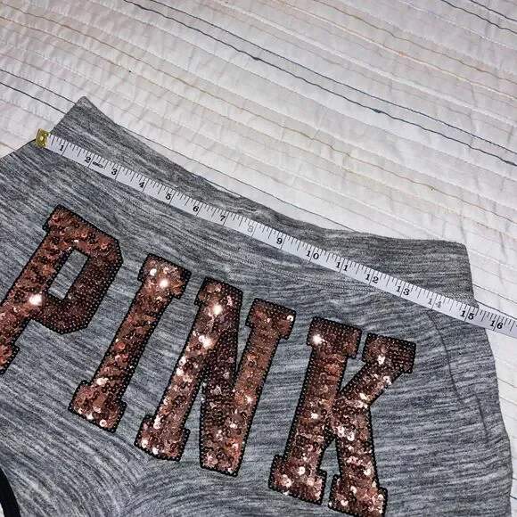 Victoria’s Secret PINK Sequin Bling Short Shorts W Pockets Size Medium - Picture 9 of 10